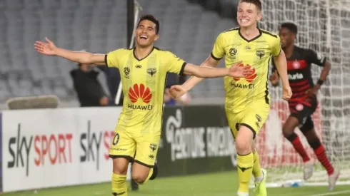 Ulises Dávila la está rompiendo en Australia.