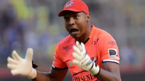 Máximo Banguera ya se despidió de Barcelona SC.