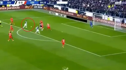 Dybala la bajó de pecho y le quedó a Cristiano, que le pegó de primera para el gol de la Juventus