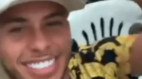 Video: Duván Vergara está en vacaciones, pero no para de celebrar la estrella 14