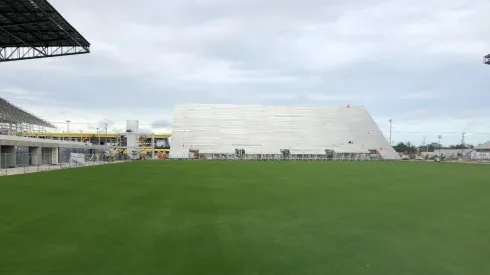 El Lockhart Stadium, en gran estado.