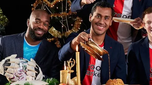 Tapia juega su segunda etapa en el Feyenoord.