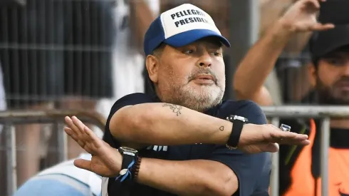 Diego Armando Maradona, entrenador de Gimnasia.