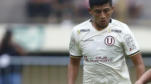 Brayan Velarde puede jugar de lateral y de central en Universitario de Deportes.