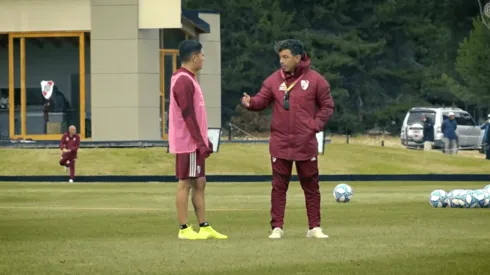 Juan Fernando Quintero se luce en la última práctica de River Plate.