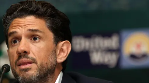 Alejandro Irarragorri tuvo una impecable charla con aficionados Rojinegros y respondió todas las dudas.