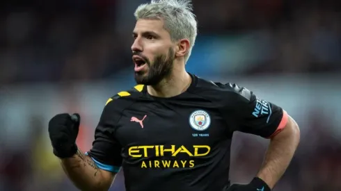 Rompe récords: Agüero festejó sus conquistas en Twitter