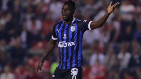 Monterrey le dio el dorsal 10 a Aké Loba