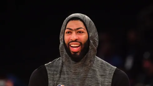 Los Angeles Lakers v New York Knicks