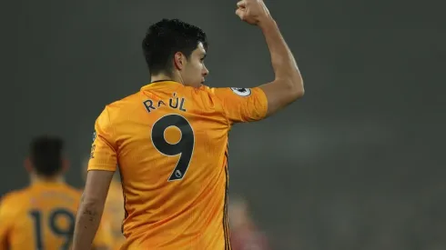 Wolverhampton rendidos a los pies de Raúl Jiménez.