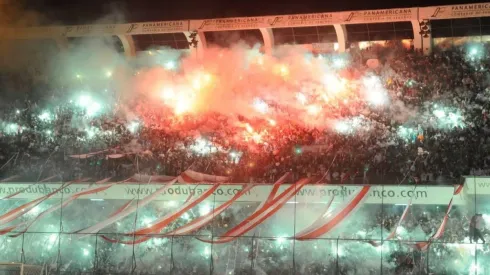 Noche Blanca: LDU vs. Fénix