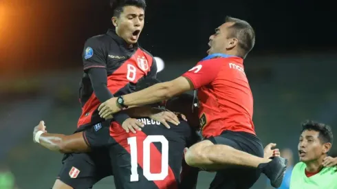 Concha y Gonzales ingresaron en la segunda mitad.