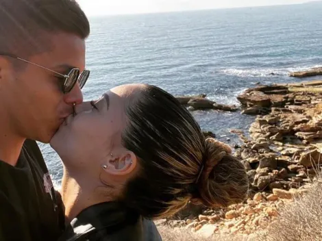 Cucho Hernández tiró foto con su novia y lo trolearon en Instagram, "por cursi"