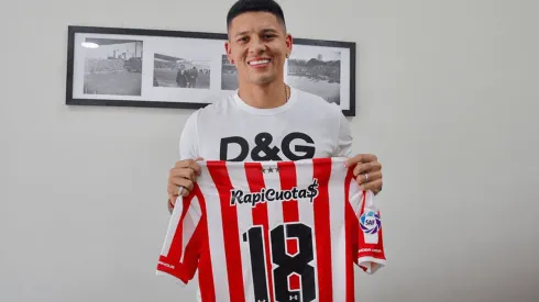 "¡Bienvenido a casa!", Marcos Rojo ya firmó su contrato con Estudiantes