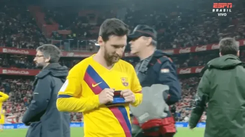Caliente es poco: así se fue Messi de la cancha tras quedar afuera