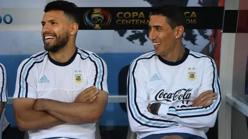 Agüero subió una foto a Instagram y Di María le comentó con una explosión de emojis