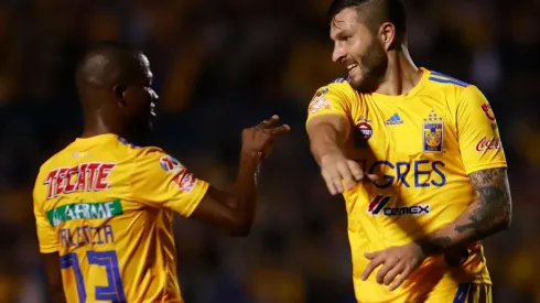 Gignac y Valencia, los grandes protagonistas de la noche,