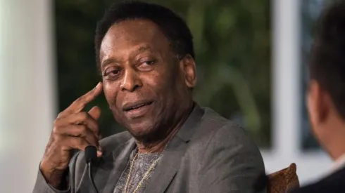 Pelé, uno de los mejores jugadores de toda la historia.