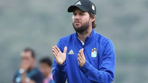 Barreto llegó a Cristal como predecesor de Vivas.