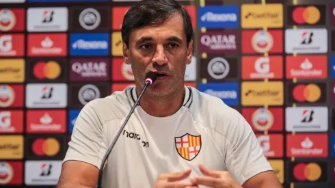 Fabián Bustos, entrenador de Barcelona.