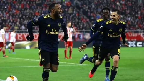 Nueve sin perder: Arsenal logró un triunfo de oro en su visita al Olympiacos