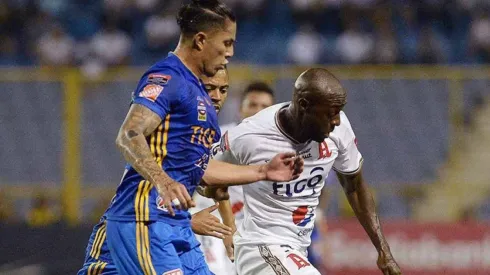 Directivo de Alianza FC aclaró que Carlos Salcedo nunca llamó "muerto de hambre" a Oswaldo Blanco