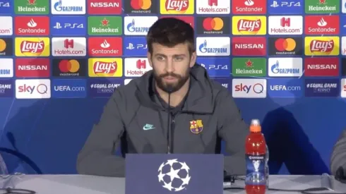 Gerard Piqué en conferencia de prensa.