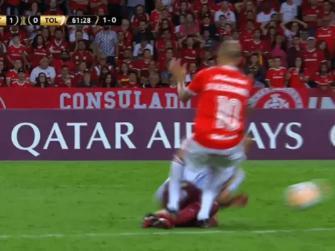 D'Alessandro llegó a destiempo, metió un duro planchazo y vio la roja