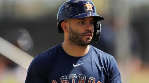 Fanáticos gritan a José Altuve y le piden devolver el MVP