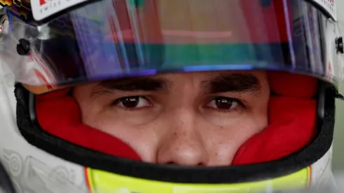 Checo Pérez podría no correr este domingo en Australia