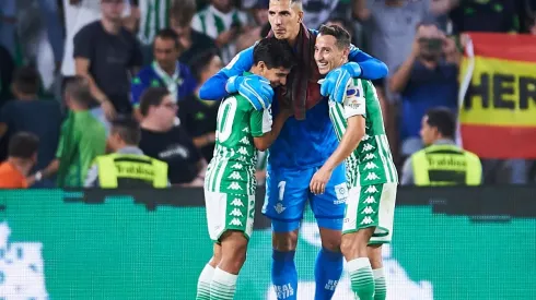 Así cuidan a Guardado y Lainez