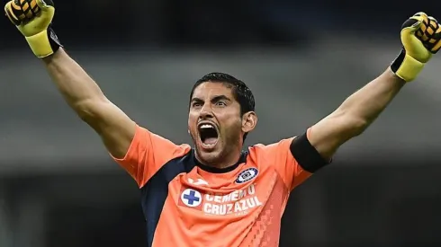 ¡Heroico! Corona tapó un penal sobre la hora y le dio la victoria a Cruz Azul