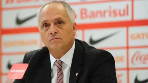 Marcelo Medeiros quedó totalmente aislado.