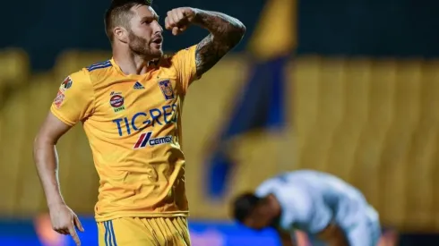 Enamorado de México: Gignac presumió un tatuaje nuevo