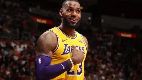 LeBron alimenta a 1.300 personas en un especial de Taco Tuesday