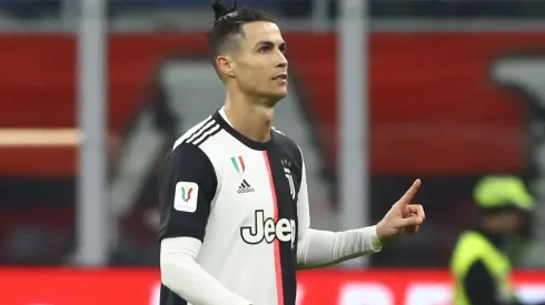 Para tomar como ejemplo: Cristiano aceptó recortar más del 10% de su sueldo