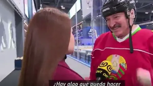 El presidente de Bielorrusia: "La verdadera cura del coronavirus está en una pista de hockey"