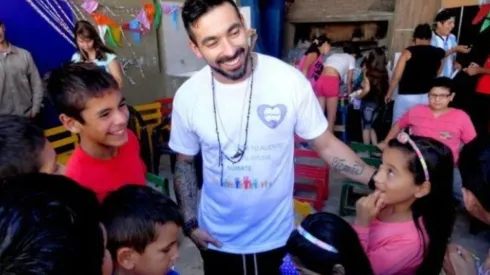 Entendió todo: la gran donación del Pocho Lavezzi destinada a ayudar a su ciudad natal