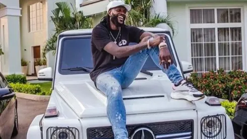 Adebayor: “Yo no dono, hago lo que quiero y como lo que quiero"