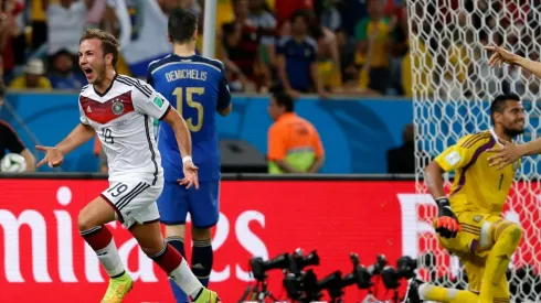 Foto de Martín Demichelis en el gol de Alemania.