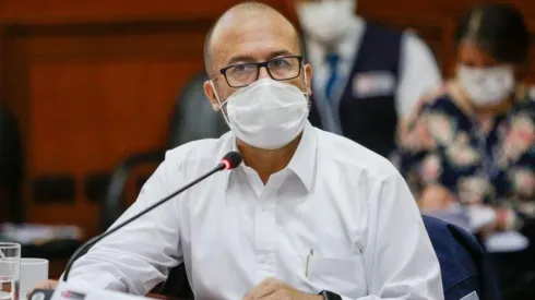 Víctor Zamora es el ministro de Salud.