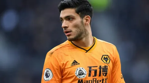 Raúl Jiménez reconoció qué ofertas lo pondrían a pensar en dejar los Wolves