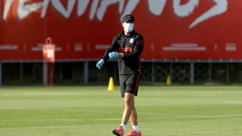 El look de Simeone en el regreso a las prácticas del Atlético Madrid
