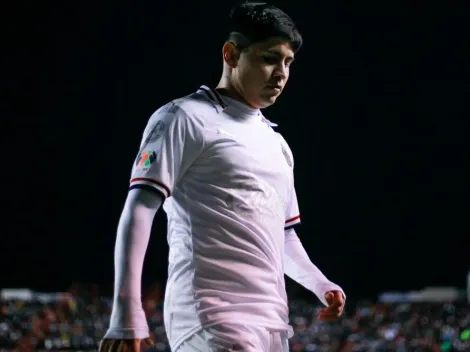 No dan las cuentas: Chivas habría mentido con el contrato de la Chofis