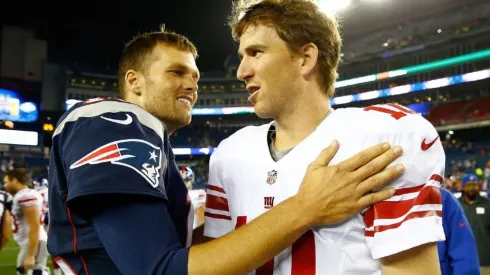 El reencuentro de Brady con Manning en las redes sociales