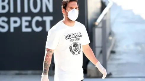 Barcelona presenta sus tapabocas personalizados con diseños exclusivos