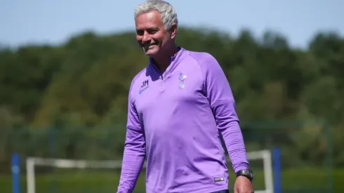 José Mourinho, entrenador de Tottenham Hotspur.