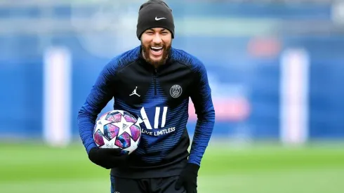 Neymar entrenando en Paris Saint-Germain.