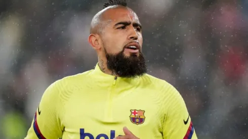 Arturo Vidal sigue perteneciendo a Barcelona.