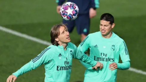 James Rodríguez y Luka Modric en lso entrenamientos del Real Madrid.
